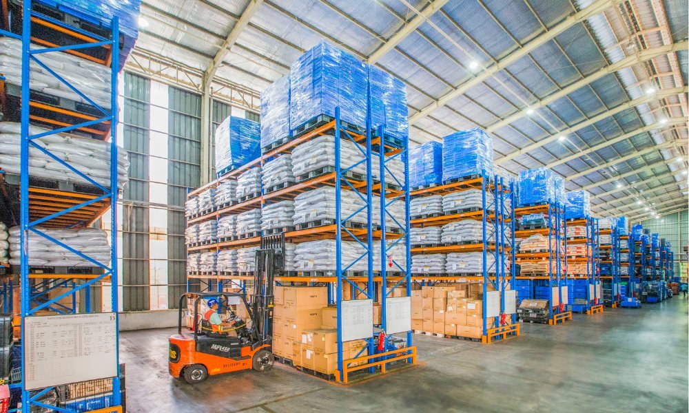 Investigating Warehouse Theft